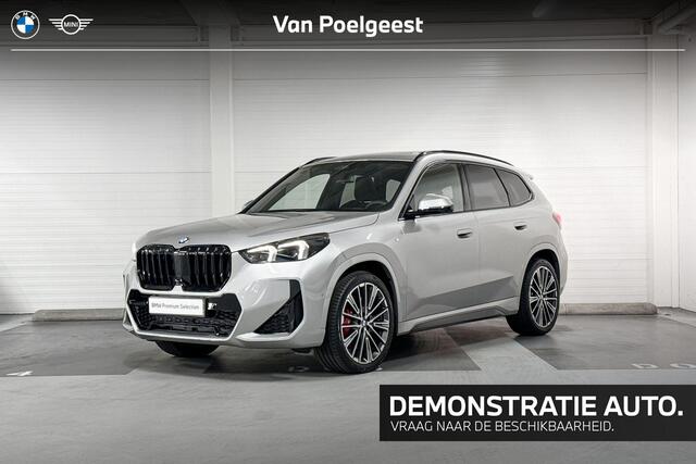 BMW X1 sDrive20i | M-Sport Pro | Travel Pack | Innovation Pack | Comfort Pack | Driving Assistant Plus | Harman/Kardon | Panoramadak | Comfort Access | Trekhaak