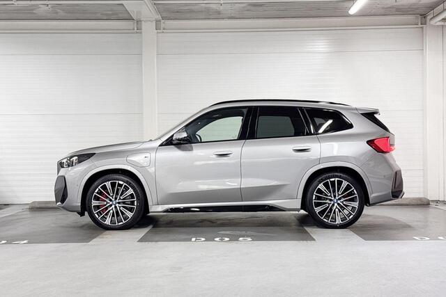 BMW X1 xDrive30e | M-Sport Pro | Travel Pack | Innovation Pack | Comfort Pack | Driving Assistant Professional | Harman/kardon | Panoramadak | Comfort Access | Trekhaak