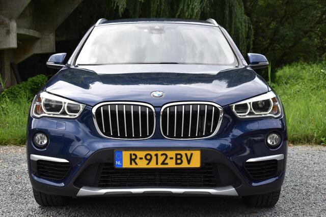 BMW X1 sDrive20i ORANGE EDITION III CAMERA/LEDER/NAVI/TREKHAAK