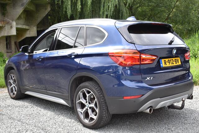 BMW X1 sDrive20i ORANGE EDITION III CAMERA/LEDER/NAVI/TREKHAAK