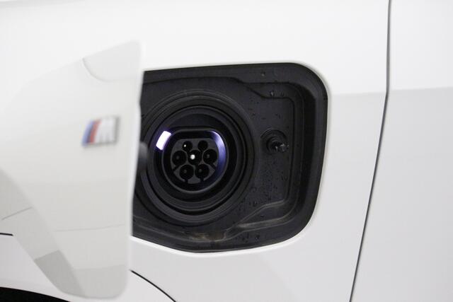 BMW X1 xDrive25e M-Sport | Trekhaak | Driving Assistant Plus | Head-Up | BSI 3jr - 40.000 km