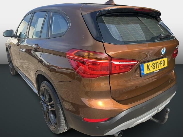BMW X1 sDrive18i Centennial High Executive Automaat