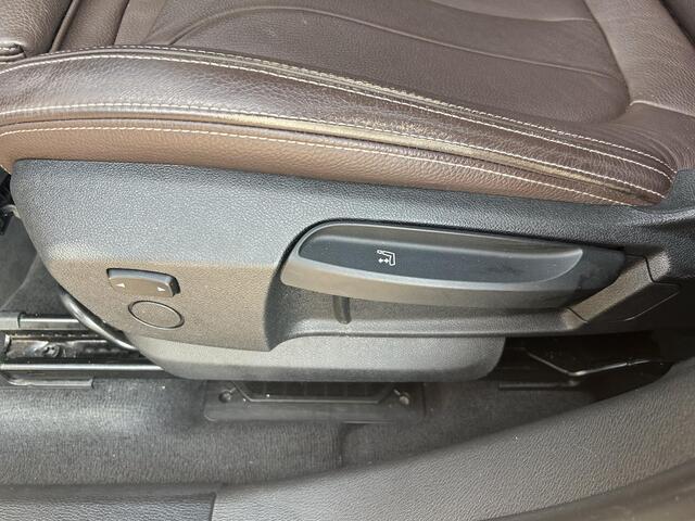 BMW X1 sDrive18i Centennial High Executive Automaat