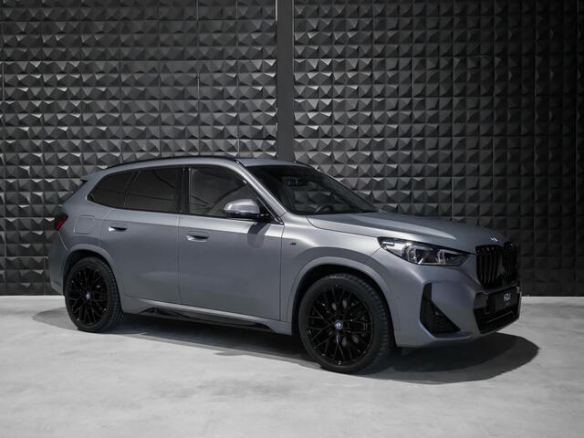 BMW X1 xDrive30e |Pano | Trekh.|Memo |, 20"| H/K | Topv | Ad. Li. | HUD |