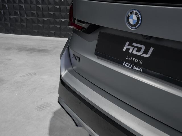 BMW X1 xDrive30e |Pano | Trekh.|Memo |, 20"| H/K | Topv | Ad. Li. | HUD |