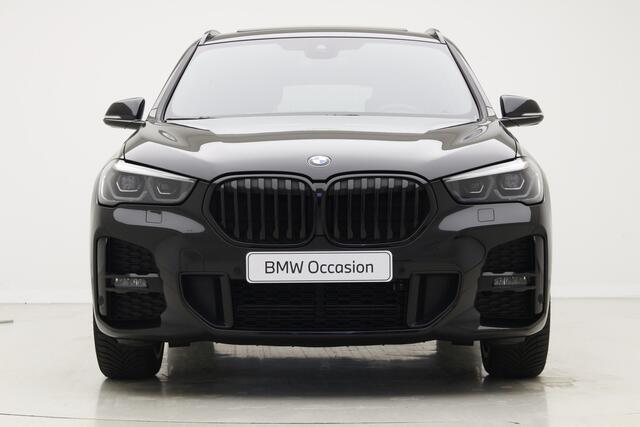 BMW X1 sDrive18i M-Sport | 19" | Camera | Panorama | Stoelverwarming | Head-Up | Incl. 12 maanden Garantie