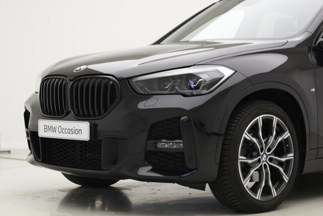 BMW X1 sDrive18i M-Sport | 19" | Camera | Panorama | Stoelverwarming | Head-Up | Incl. 12 maanden Garantie