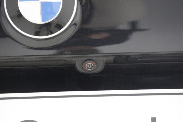 BMW X1 sDrive18i M-Sport | 19" | Camera | Panorama | Stoelverwarming | Head-Up | Incl. 12 maanden Garantie