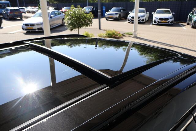 BMW X1 xDrive23i | M Sportpakket | Harman Kardon | Elektrisch Glazen Panorama-dak