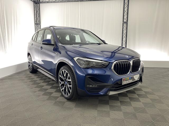 BMW X1 xDrive25e Business Edition Plus | Pano dak | Apple carplay | Head up | Leer | Navi