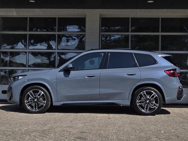 BMW X1 X1 xDrive23i M SPORT | PANORAMADAK | DRIVING PROFF. | HARMAN KARDON | MEMORY SEATS | LEDER |