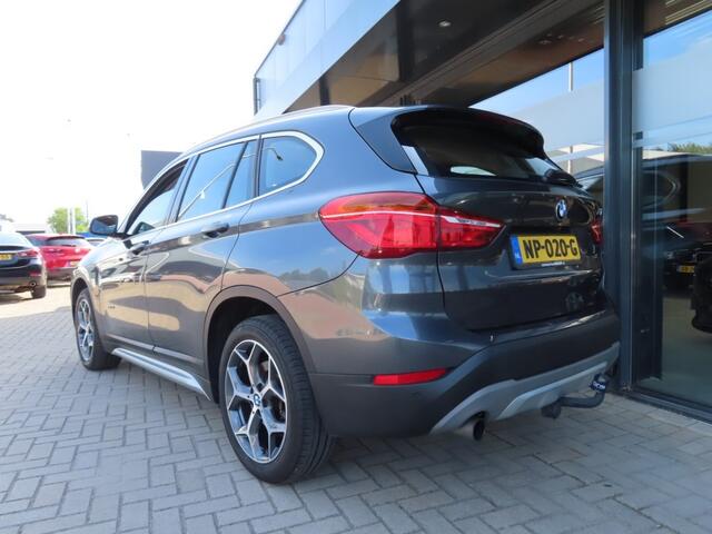 BMW X1 SDRIVE20I Centennial High Exe Leder Pano Trekhaak