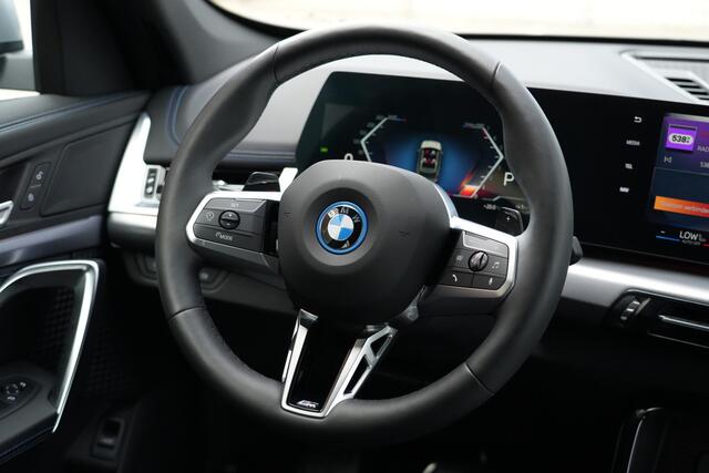 BMW X1 xDrive25e M Sport 220pk Navigatie/Stoelverwarming/Camera
