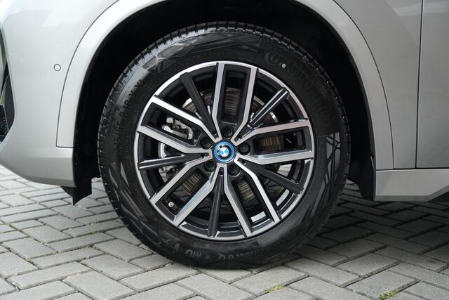BMW X1 xDrive25e M Sport 220pk Navigatie/Stoelverwarming/Camera
