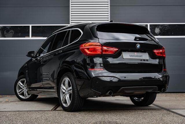 BMW X1 sDrive20i Centennial Executive |Camera |Sfeer