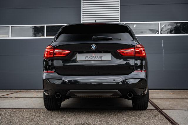 BMW X1 sDrive20i Centennial Executive |Camera |Sfeer