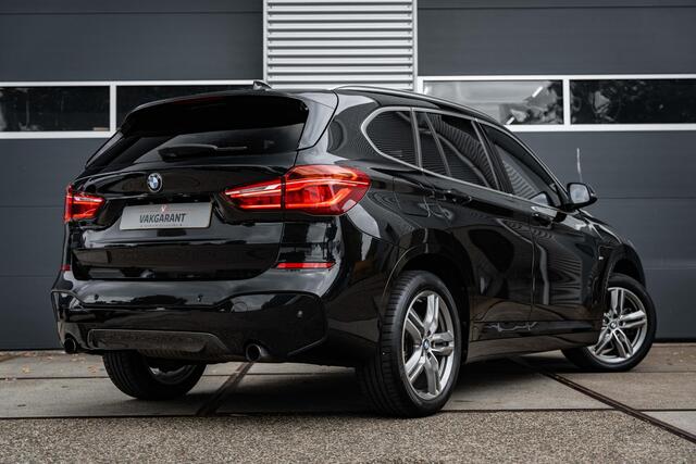 BMW X1 sDrive20i Centennial Executive |Camera |Sfeer