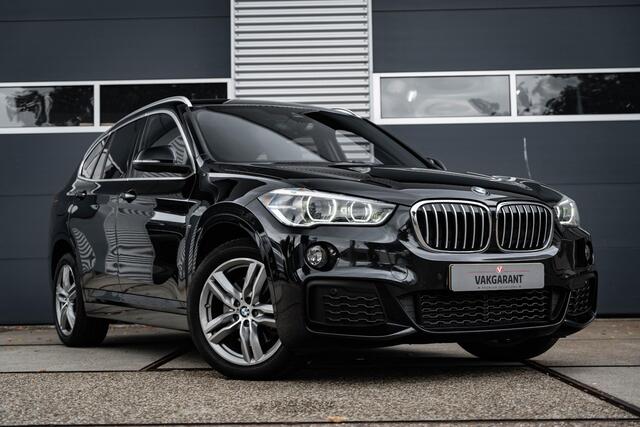 BMW X1 sDrive20i Centennial Executive |Camera |Sfeer