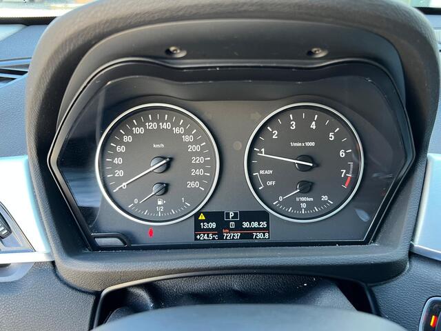 BMW X1 xDrive20i High Executive Sport-line AUT | LEER | 18'' | NAV | TREKHAAK