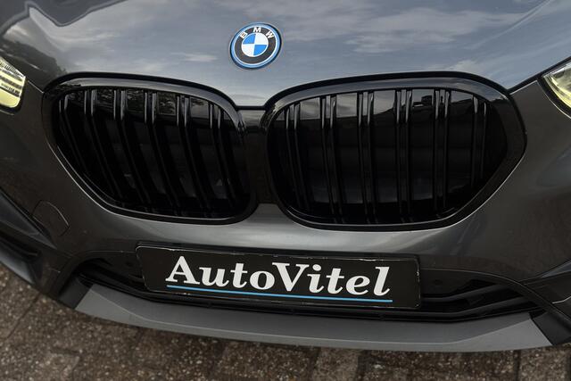 BMW X1 xDrive25e | Apple Carplay | LED | DAB | NAVI | Privacy Glas | PDC V+A