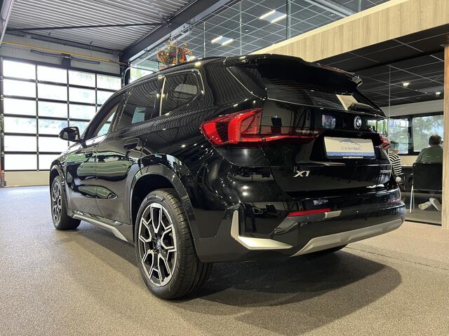 BMW X1 xDrive25e X-Line | Panorama | 360 Camera | Beige leder | Apple carplay