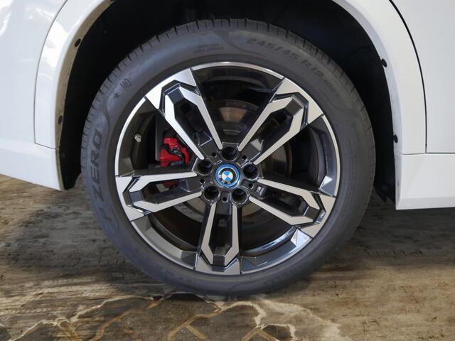 BMW X1 xDrive25e M-Sport Pro | Panorama | 19" | Massage | Harman Kardon |Voorbereiding Driving Assistant Plus