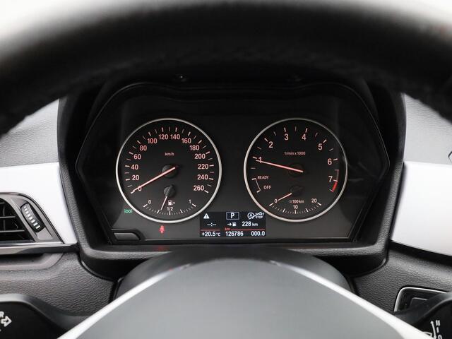 BMW X1 sDrive18i Executive | NAVI | TREKHAAK