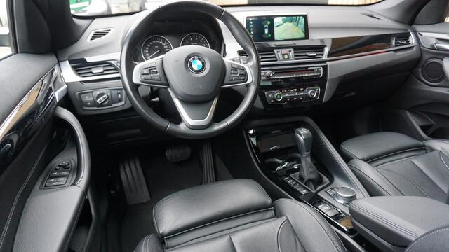 BMW X1 xDrive20i 192pk High Executive X-Line Pano.dak Leder Head-up 18inch LM LED Groot Navi *NL auto* 116155km!
