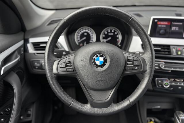 BMW X1 xDrive25e | Memory | Elektrische Klep | LED | Cruise Controle