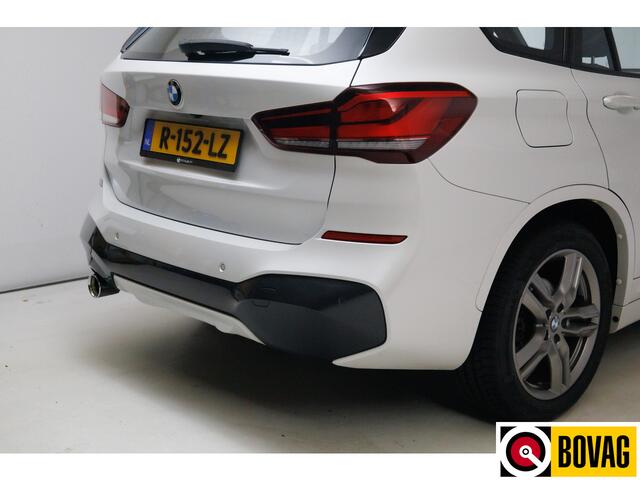 BMW X1 sDrive18i M-Sport 136 PK | Stoelverwarming | Elec. achterklep | PDC V+A | Cruise control, Led