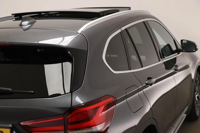 BMW X1 xDrive25e High Executive Edition | SAFETY / XLINE- PACK | PANORAMADAK | TREKHAAK