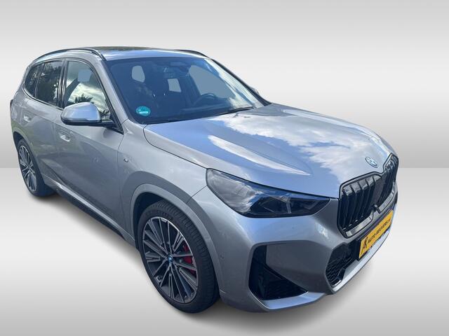 BMW X1 xDrive30e M-Sport / Opendak / HUD / HarmanKardon / ACC