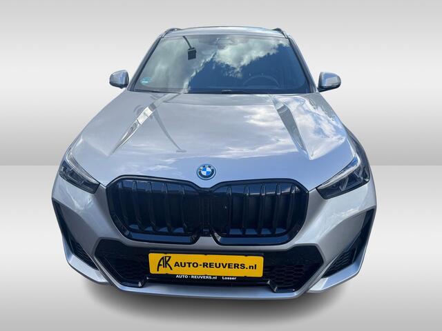 BMW X1 xDrive30e M-Sport / Opendak / HUD / HarmanKardon / ACC
