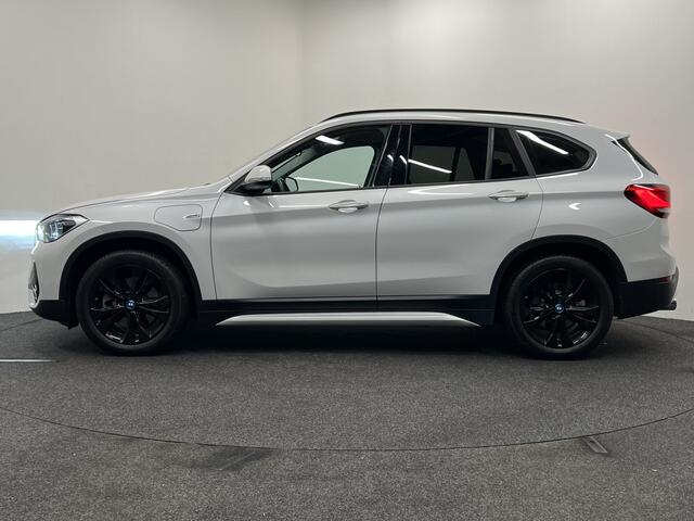 BMW X1 xDrive25e | NAVI | STOELVERWARMING | CRUISE CONTROL |