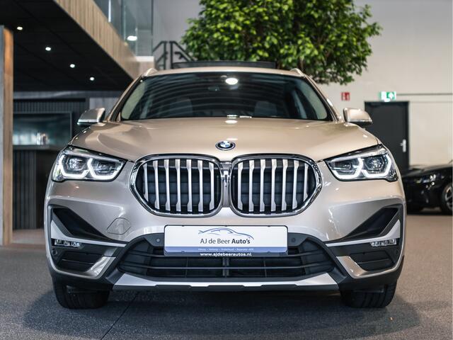 BMW X1 xDrive25e Executive X-Line | Panorama | Camera | 4x4 | Navigatie | Leder