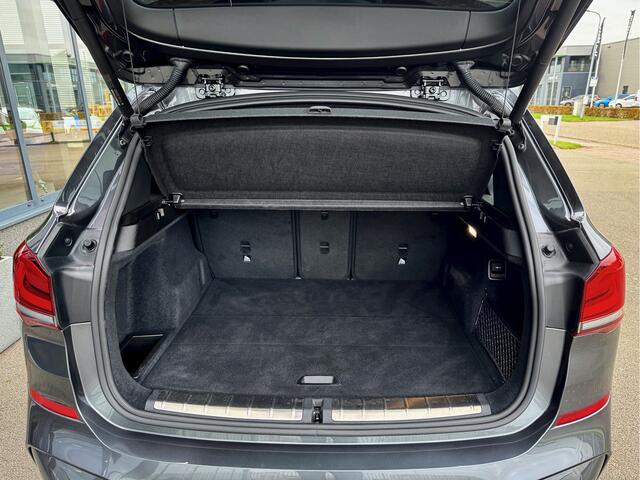 BMW X1 sDrive18i High Executive NAVI ECC CRUISE LEDER