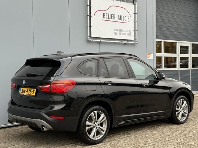 BMW X1 sDrive20i High Executive Automaat Navigatie/Trekhaak.