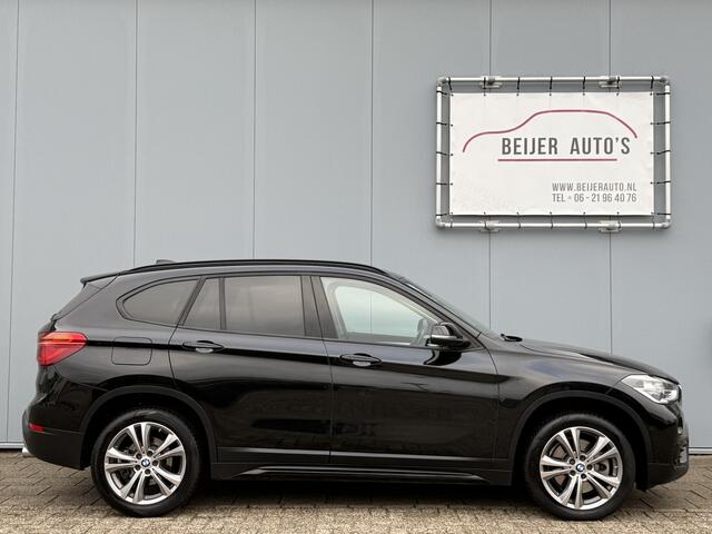 BMW X1 sDrive20i High Executive Automaat Navigatie/Trekhaak.