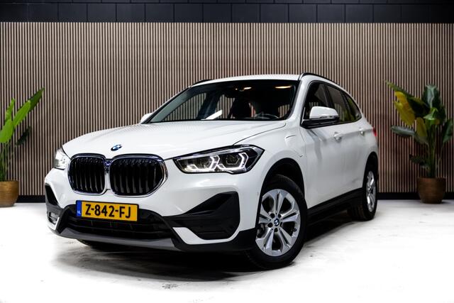 BMW X1 xDrive25e High Exec. | Camera | Navi | Stoelverwarming |