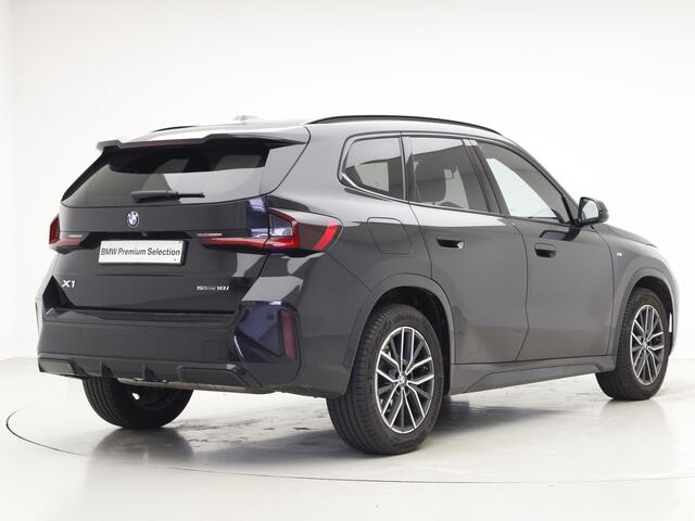 BMW X1 sDrive18i M-Sport | Panorama | Camera | Voorbereiding Driving Assistant Plus |