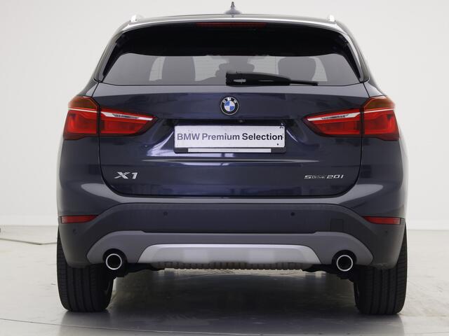 BMW X1 sDrive20i xLine | Panorama | 18" M-Sport | High Executive | Head-Up | Camera