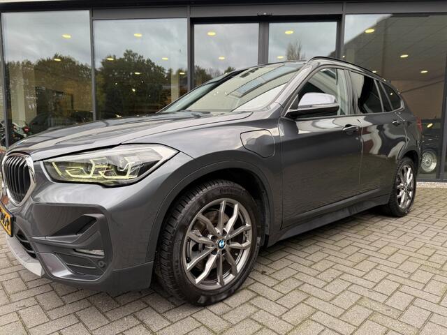 BMW X1 xDrive25e High Exe,LED,HeadUp,Leer,Stoelverw,Clima,NaviPro,Camera