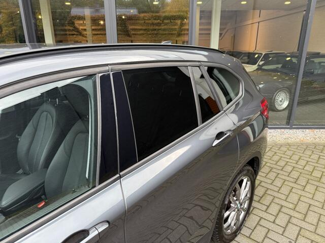 BMW X1 xDrive25e High Exe,LED,HeadUp,Leer,Stoelverw,Clima,NaviPro,Camera