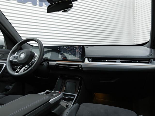 BMW X1 xDrive25e M-Sport - Pano - Trekhaak - Stoelverwarming - Camera