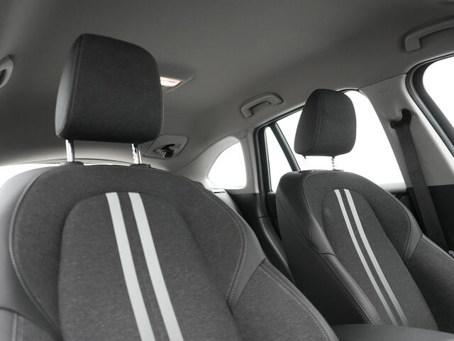 BMW X1 xDrive25e Sportline Plug In Hybrid 221pk Dealer O.H PHEV | Trekhaak Afn. | Head Up | Adaptive Cruise | Camera | Lederen Sportstoelen Verwarmd | M Sportstuur | Navigatie | DAB | 18"L.M |