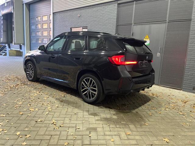 BMW X1 xDrive25e M-Sport | Shadow Line | Camera | Apple Carplay | PDC V+A | Stoelverwarming