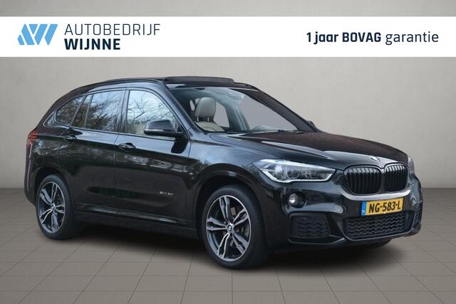 BMW X1 sDrive20i 192pk Aut. High Executive | M Sport | Navi | Climate | Panoramadak | Head-up Display | Elektrische Achterklep | Stoelverwarming | PDC | Trekhaak