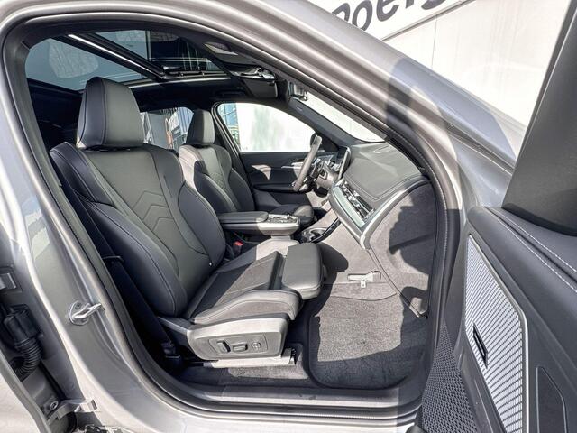 BMW X1 xDrive25e Travel Pack | Premium Pack | Panoramadak