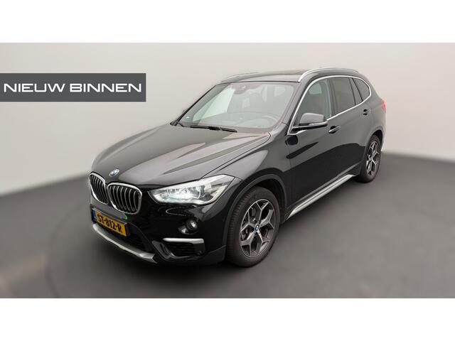 BMW X1 sDrive18i High Executive X Line | Panoramadak | Harman Kardon | Parkeersensoren | Head-Up Display | Leer | Stoelverwarming | Navigatie | Camera | Automaat | Digitale Tellers | Keyless | LED | Cruise Control |