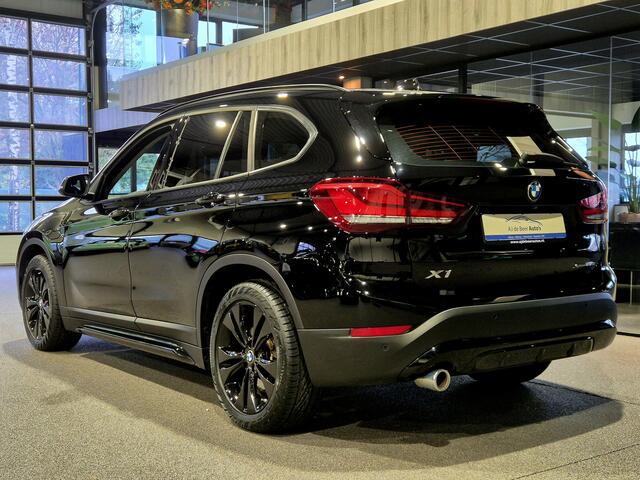 BMW X1 xDrive25e Executive Sportline | Camera | Navigatie | Stoelverwarming | 4x4